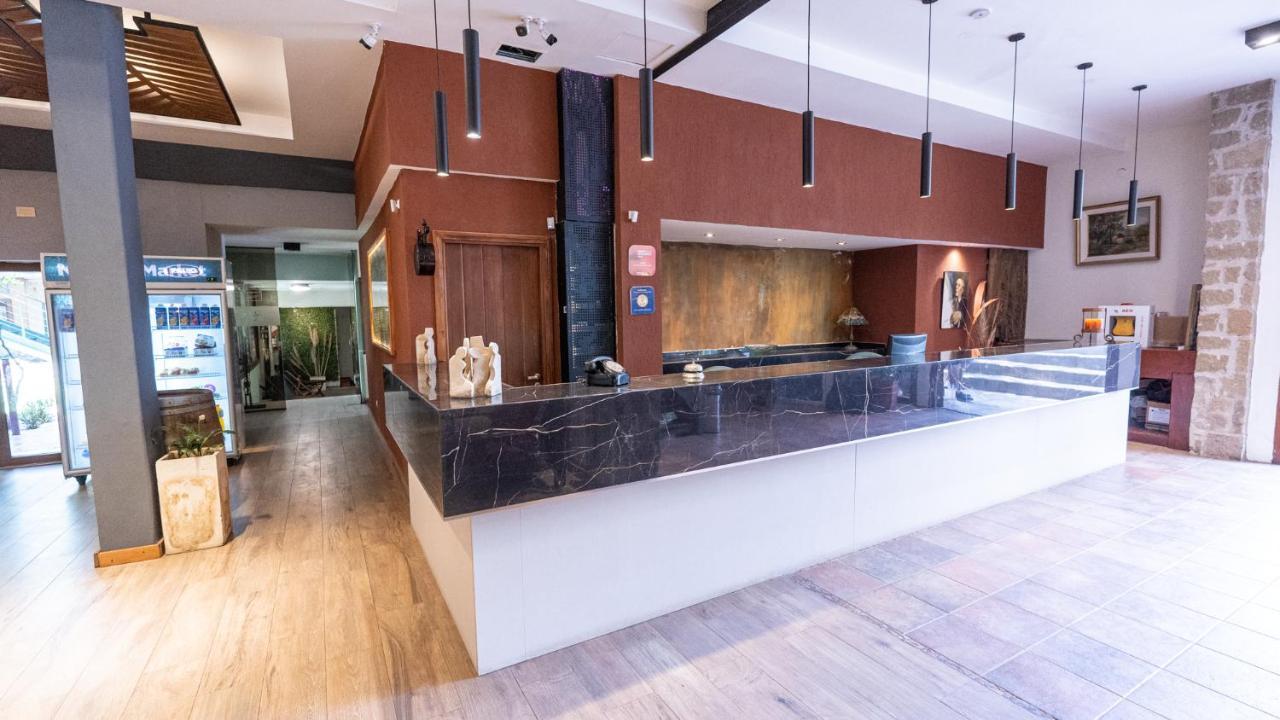 Los Espinillos Hotel Y Spa 비야카를로스파스 외부 사진