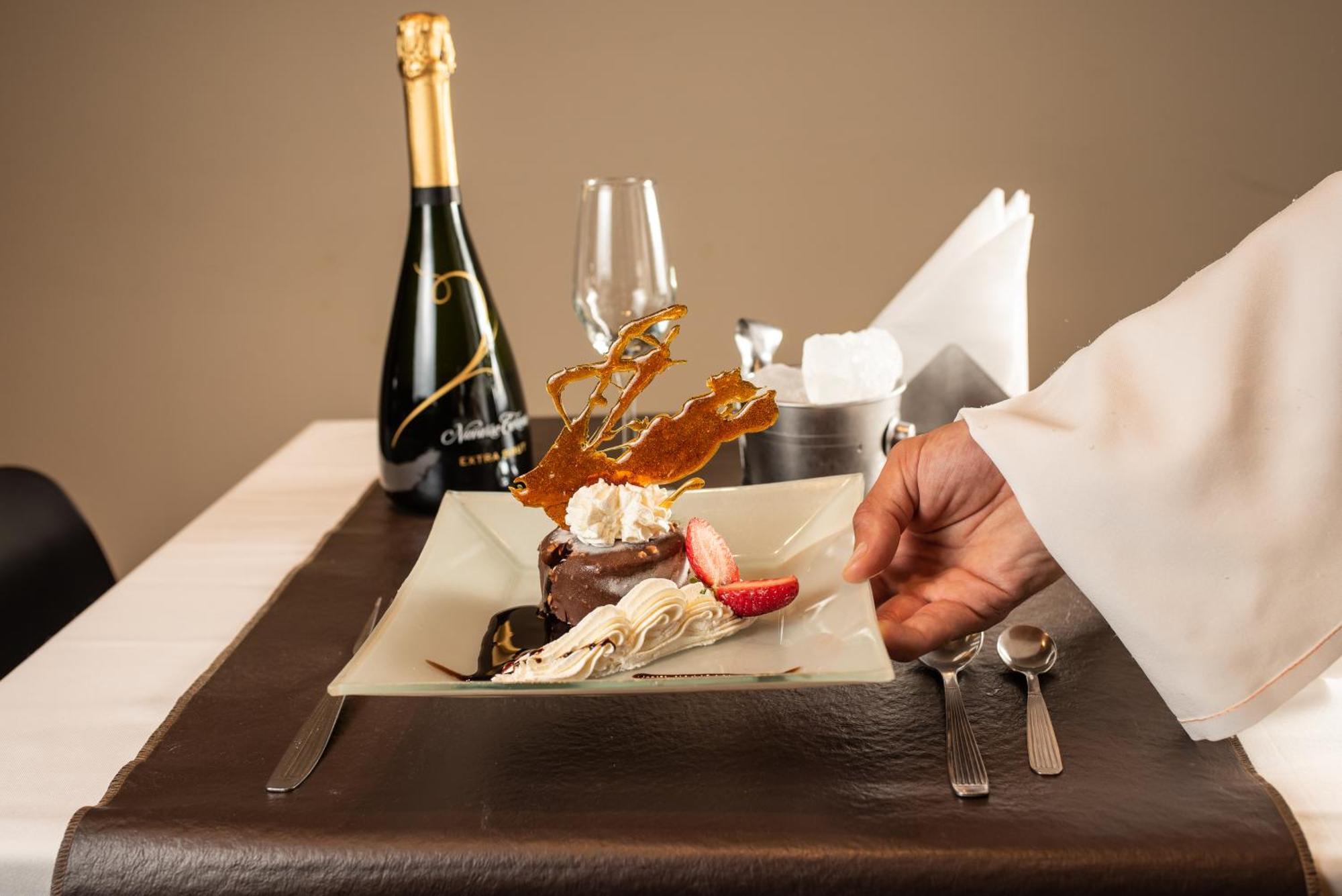 Los Espinillos Hotel Y Spa 비야카를로스파스 외부 사진